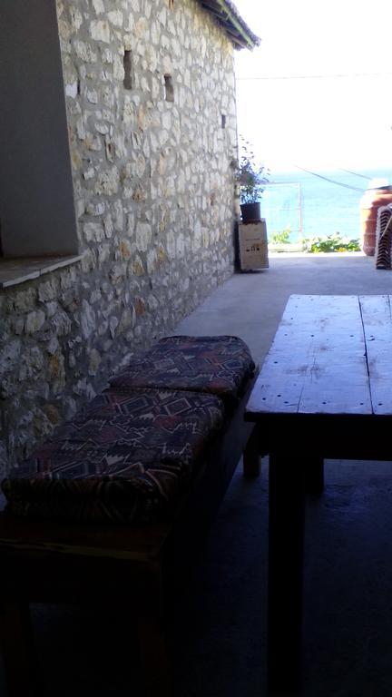 Stone House Himare Exterior foto